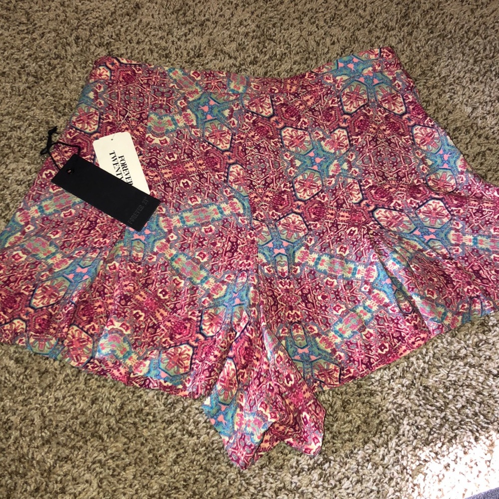 Forever 21 flowy Aztec/ tribal design shorts